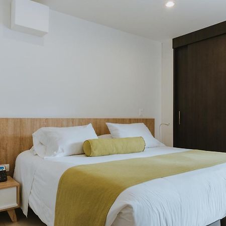 Travelers Rio Verde Living Suites Rionegro Exterior foto