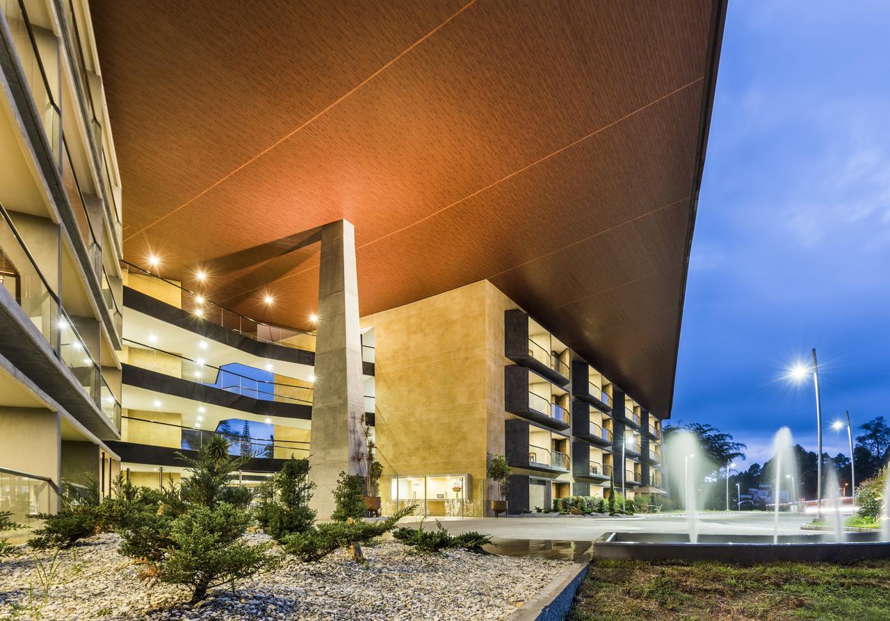Travelers Rio Verde Living Suites Rionegro Exterior foto
